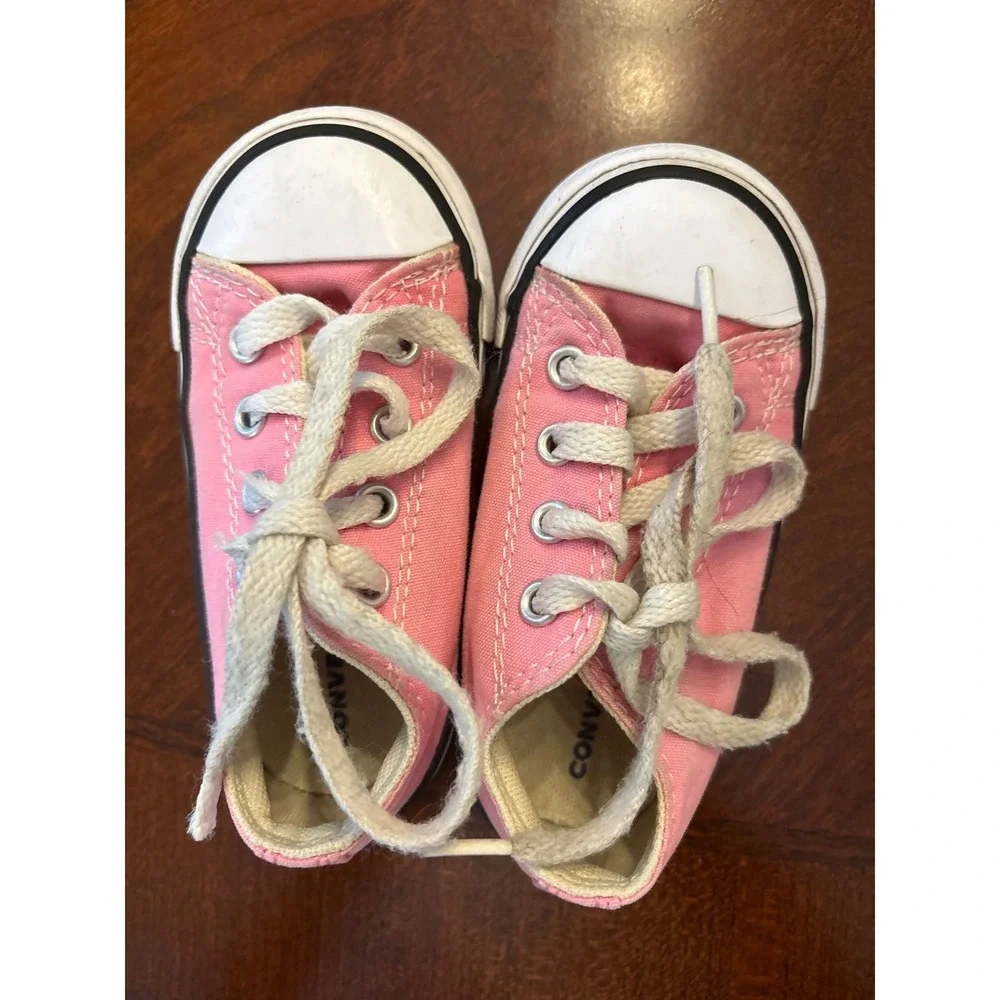 Converse Chuck Taylor All Star Pink Low Top Big Kids Girls Sneakers Size‎ 6